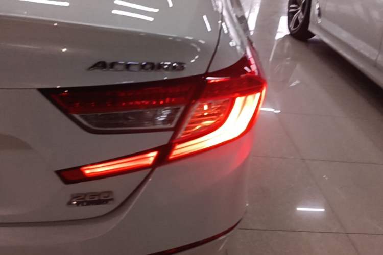 Used Honda Accord 2018 260TURBO Elite Edition China V Right Rear Taillight