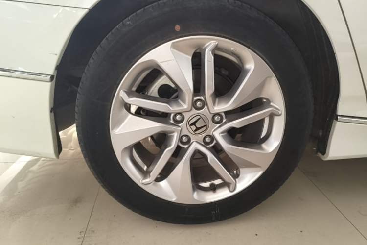 Used Honda Accord 2018 260TURBO Elite Edition China VI Right Rear Wheel Hub