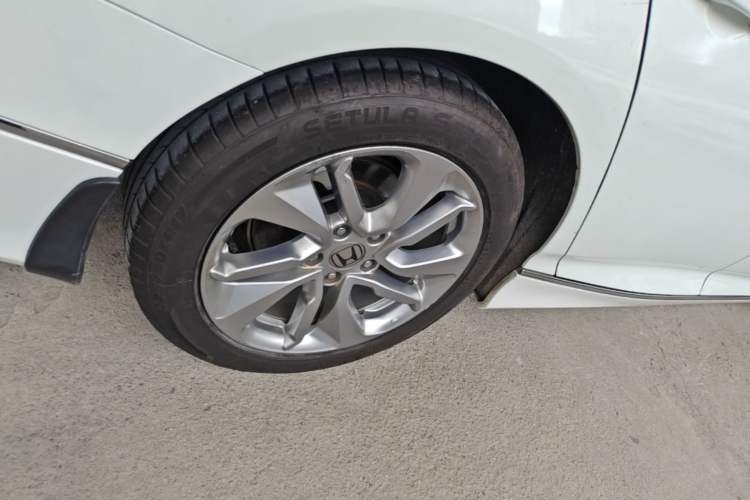Used Honda Accord 2018 260TURBO Elite Edition China VI Right Rear Wheel Hub