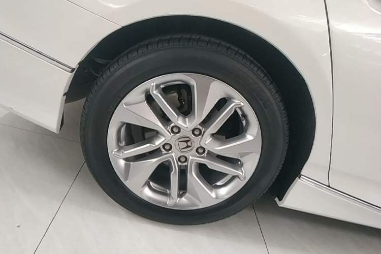 Used Honda Accord 2018 260TURBO Elite Edition China VI Right Rear Wheel Hub