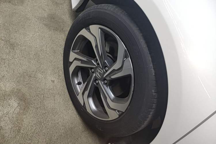 Used Honda Accord 2018 260TURBO Prestige Edition China VI Right Rear Wheel Hub