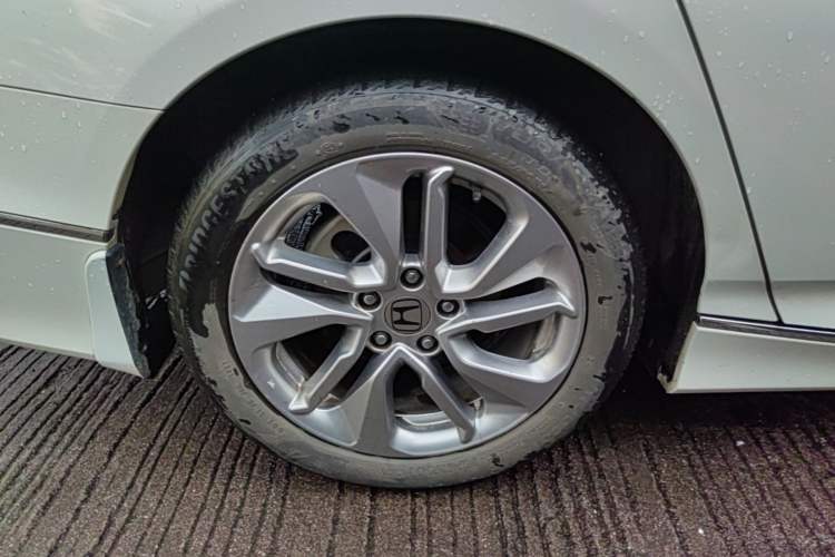 Used Honda Accord 2018 260TURBO Elite Edition China V Right Rear Wheel Hub