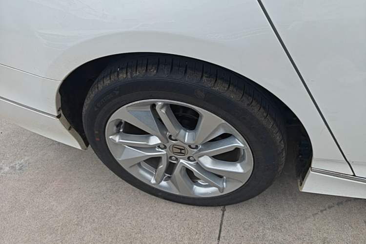Used Honda Accord 2018 260TURBO Elite Edition China VI Right Rear Wheel Hub