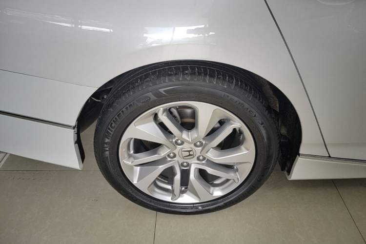 Used Honda Accord 2018 260TURBO Elite Edition China VI Right Rear Wheel Hub