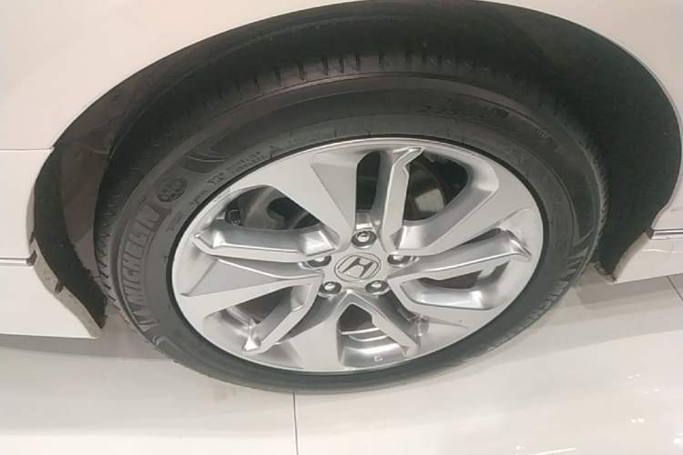 Used Honda Accord 2018 260TURBO Elite Edition China VI Right Rear Wheel Hub