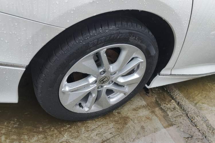 Used Honda Accord 2018 260TURBO Elite Edition China VI Right Rear Wheel Hub