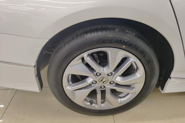 Used Honda Accord 2018 260TURBO Luxury Edition China VI Right Rear Wheel Hub