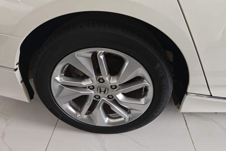 Used Honda Accord 2018 260TURBO Luxury Edition China VI Right Rear Wheel Hub