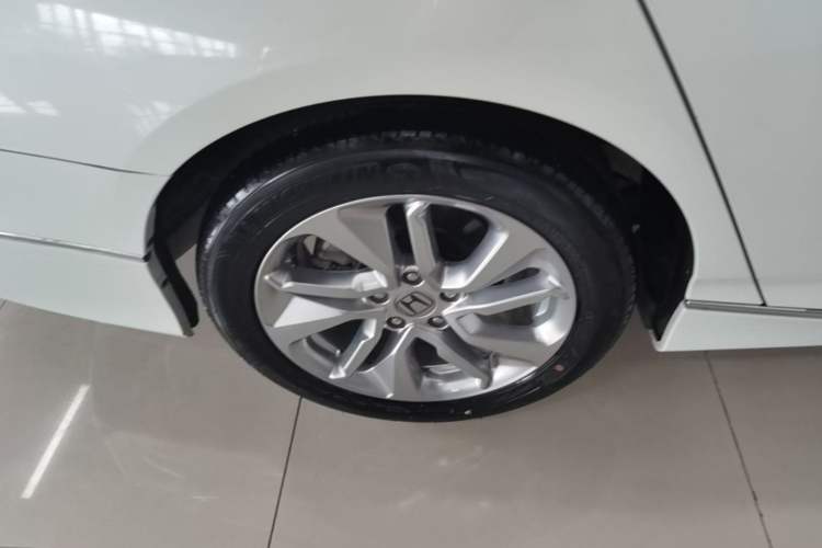 Used Honda Accord 2018 260TURBO Elite Edition China VI Right Rear Wheel Hub
