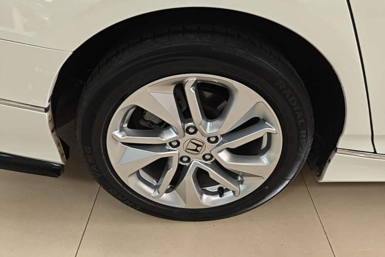 Used Honda Accord 2018 260TURBO Elite Edition China VI Right Rear Wheel Hub
