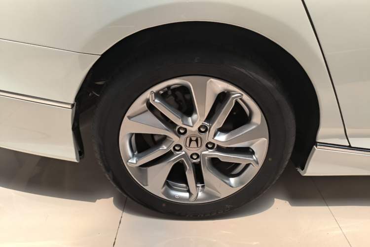 Used Honda Accord 2018 260TURBO Elite Edition China VI Right Rear Wheel Hub