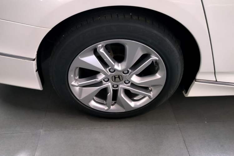 Used Honda Accord 2018 260TURBO Elite Edition China V Right Rear Wheel Hub