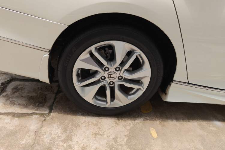 Used Honda Accord 2018 260TURBO Elite Edition China VI Right Rear Wheel Hub