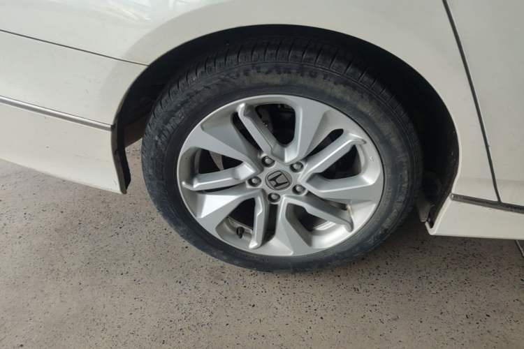 Used Honda Accord 2018 260TURBO Elite Edition China VI Right Rear Wheel Hub