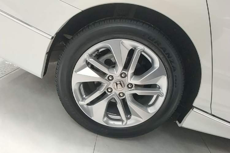 Used Honda Accord 2018 260TURBO Elite Edition China VI Right Rear Wheel Hub