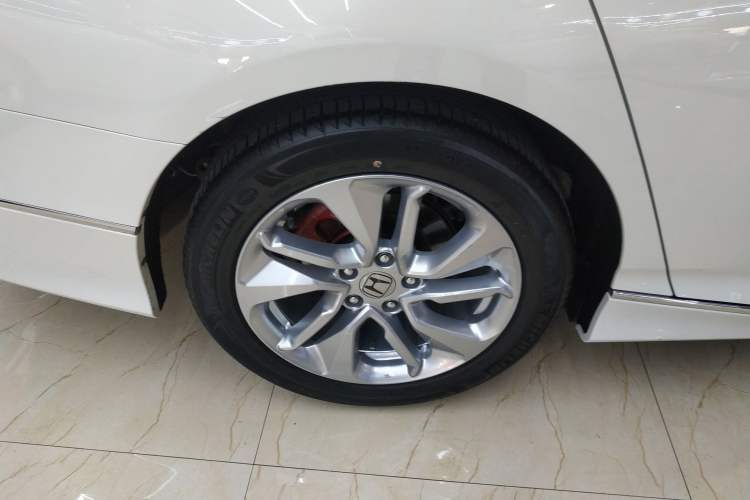Used Honda Accord 2018 260TURBO Elite Edition China VI Right Rear Wheel Hub