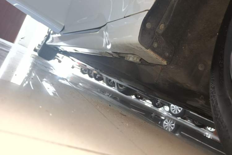 Used Honda Accord 2018 260TURBO Elite Edition China VI Right Side Sill
