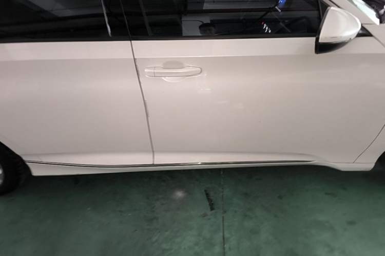 Used Honda Accord 2018 260TURBO Elite Edition China VI Right Side Sill