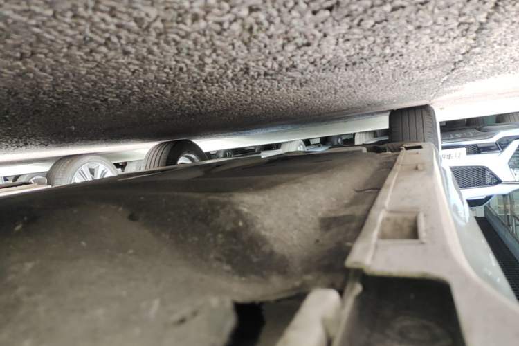 Used Honda Accord 2018 260TURBO Elite Edition China V Right Side Sill