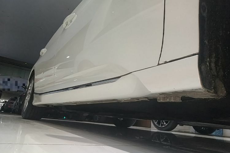 Used Honda Accord 2018 260TURBO Elite Edition China VI Right Side Sill