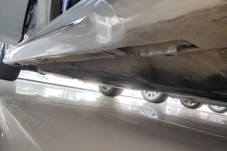 Used Honda Accord 2018 260TURBO Luxury Edition China VI Right Side Sill