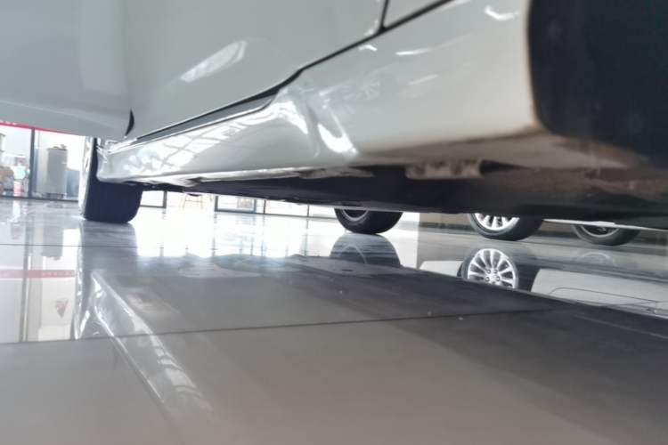 Used Honda Accord 2018 260TURBO Elite Edition China VI Right Side Sill