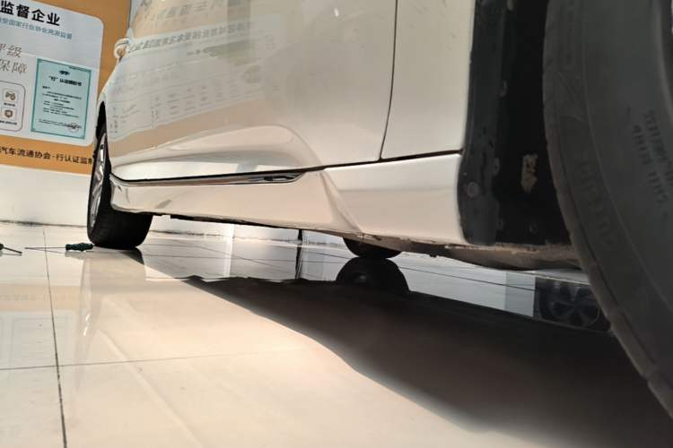 Used Honda Accord 2018 260TURBO Elite Edition China VI Right Side Sill