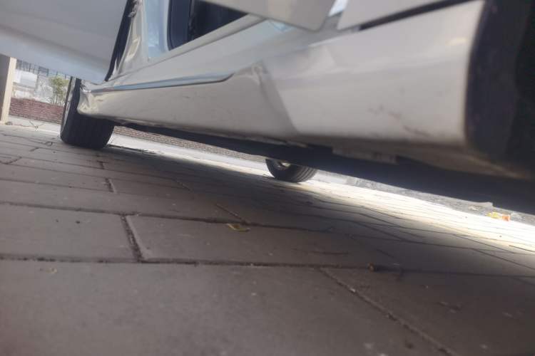 Used Honda Accord 2018 260TURBO Luxury Edition China VI Right Side Sill
