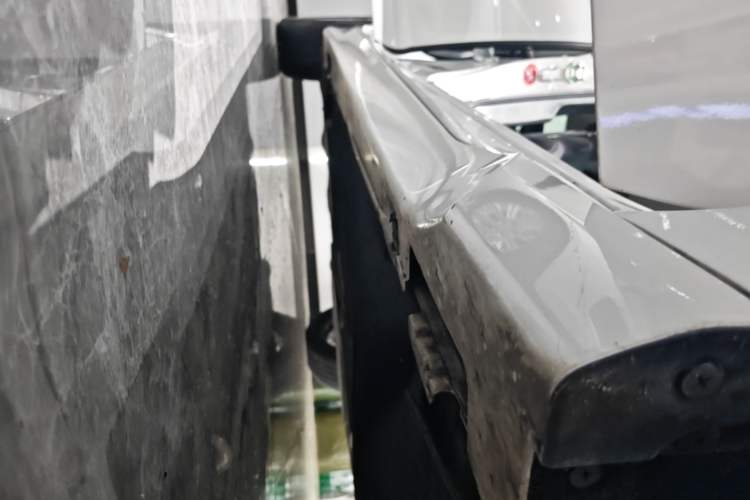 Used Honda Accord 2018 260TURBO Elite Edition China VI Right Side Sill