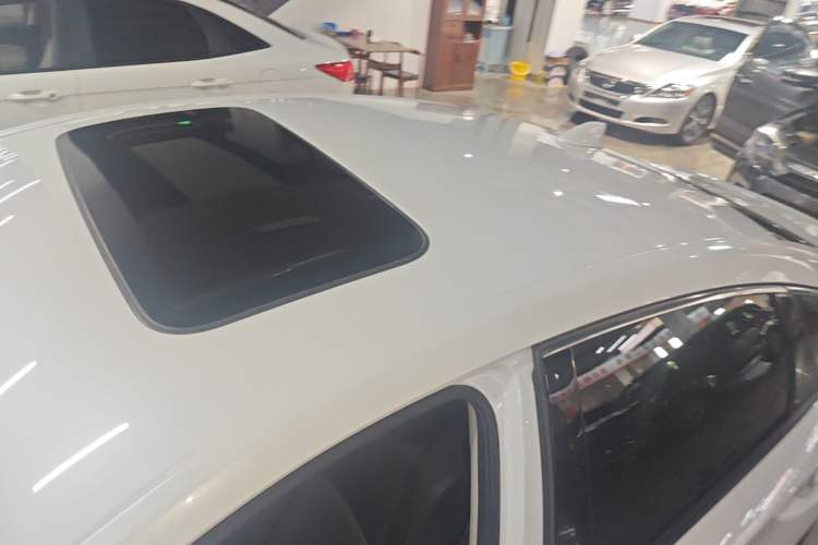 Used Honda Accord 2018 260TURBO Elite Edition China VI Roof