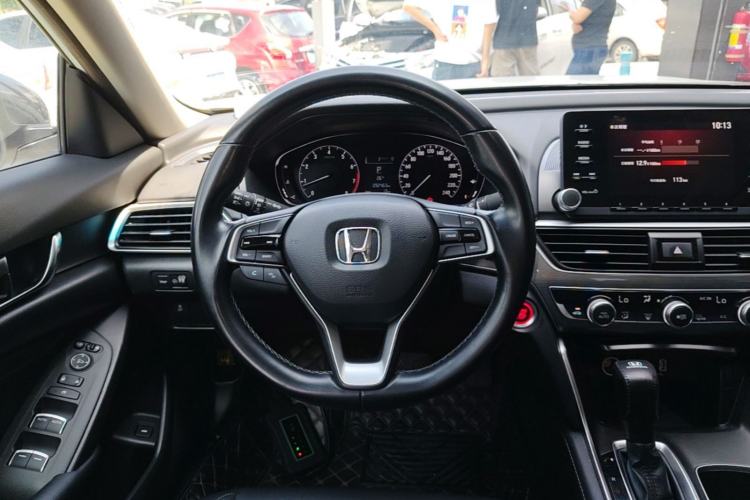 Used Honda Accord 2018 260TURBO Elite Edition China VI Steering Wheel
