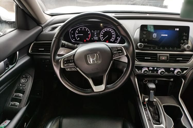 Used Honda Accord 2018 260TURBO Elite Edition China VI Steering Wheel