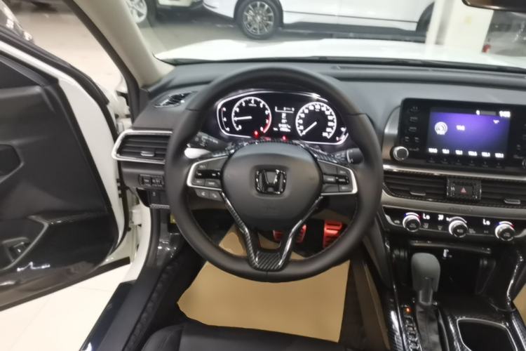 Used Honda Accord 2018 260TURBO Elite Edition China VI Steering Wheel