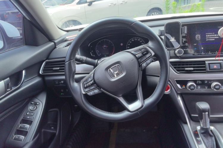 Used Honda Accord 2018 260TURBO Luxury Edition China V Emission Standard Steering Wheel