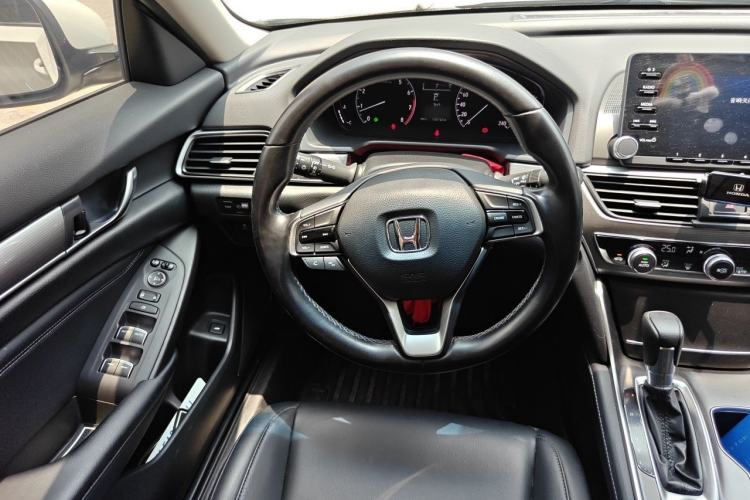 Used Honda Accord 2018 260TURBO Elite Edition China VI Steering Wheel