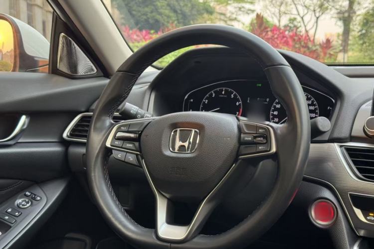 Used Honda Accord 2018 260TURBO Elite Edition China VI Steering Wheel