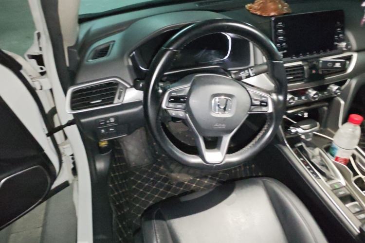 Used Honda Accord 2018 260TURBO Elite Edition China VI Steering Wheel