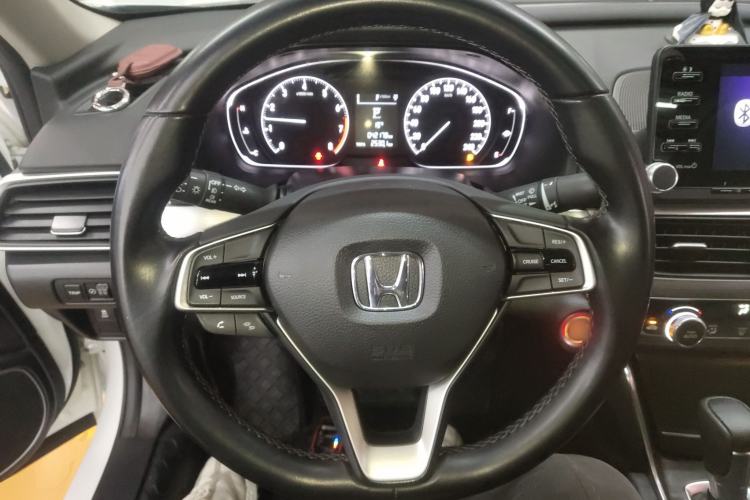 Used Honda Accord 2018 260TURBO Elite Edition China VI Steering Wheel