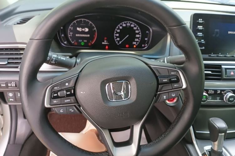 Used Honda Accord 2018 260TURBO Luxury Edition China VI Steering Wheel