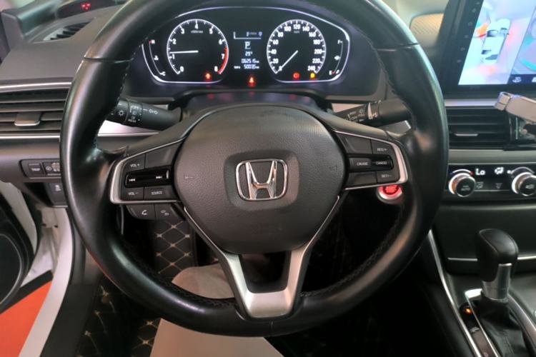 Used Honda Accord 2018 260TURBO Elite Edition China VI Steering Wheel