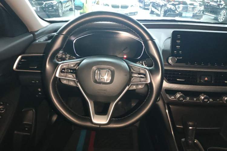 Used Honda Accord 2018 260TURBO Luxury Edition China VI Steering Wheel