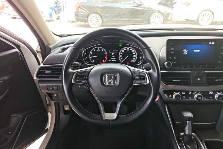 Used Honda Accord 2018 260TURBO Elite Edition China VI Steering Wheel