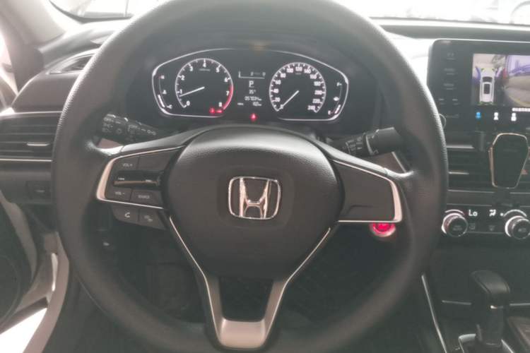 Used Honda Accord 2018 230TURBO Comfort Edition China VI Emission Standard Steering Wheel
