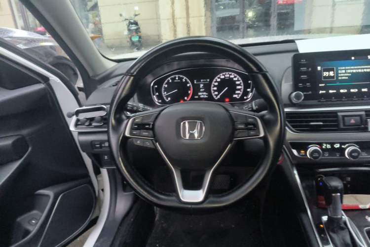 Used Honda Accord 2018 260TURBO Luxury Edition China VI Steering Wheel