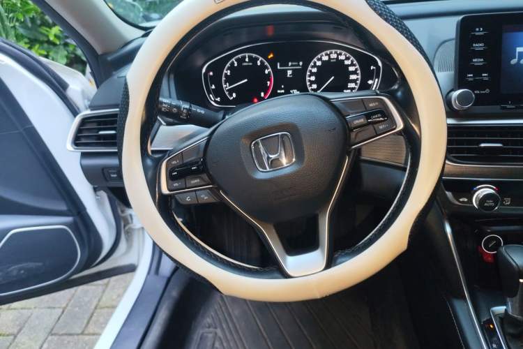 Used Honda Accord 2018 260TURBO Elite Edition China VI Steering Wheel