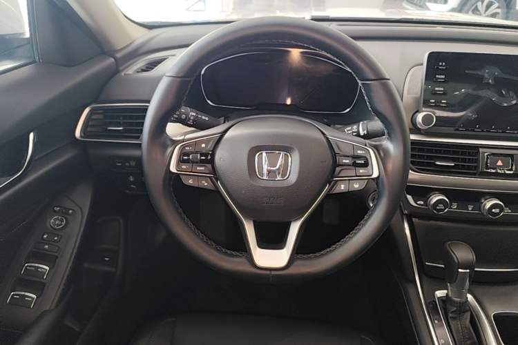 Used Honda Accord 2018 260TURBO Luxury Edition China VI Steering Wheel