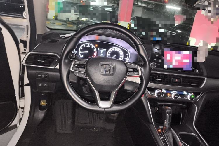 Used Honda Accord 2018 260TURBO Luxury Edition China V Emission Standard Steering Wheel