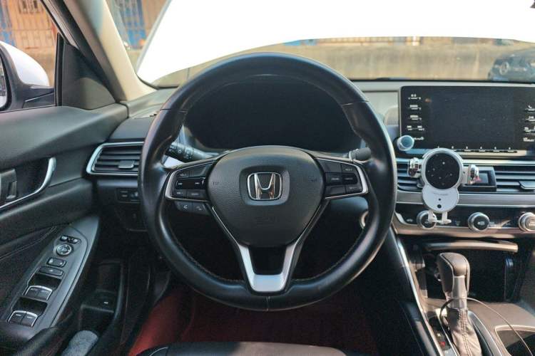 Used Honda Accord 2018 260TURBO Luxury Edition China V Emission Standard Steering Wheel