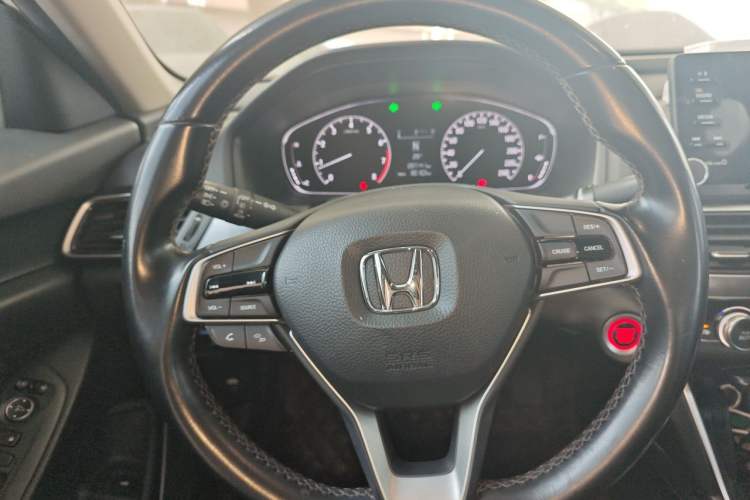 Used Honda Accord 2018 260TURBO Elite Edition China VI Steering Wheel