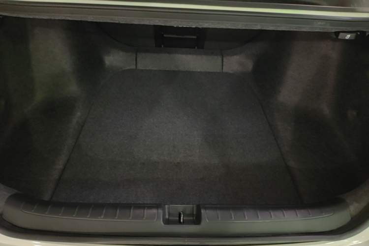 Used Honda Accord 2018 Rui·Hybrid 2.0L Rui Zhi Edition China VI Trunk